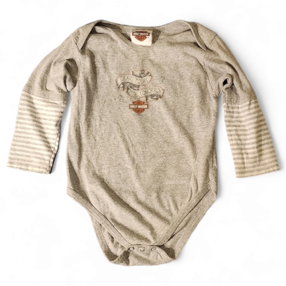 Harley-Davidson 24 month onsie - Picture 2 of 6